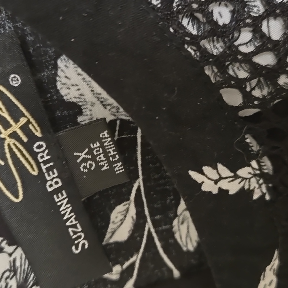 Suzanne Betro shirt - Picture 5 of 6